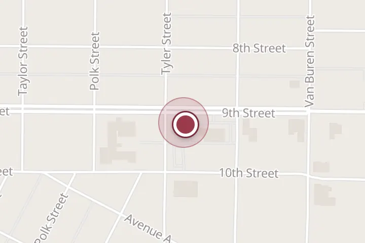Street map around 2113 9th St, Wichita Falls, with a pin at Shaw's Beauty Plus