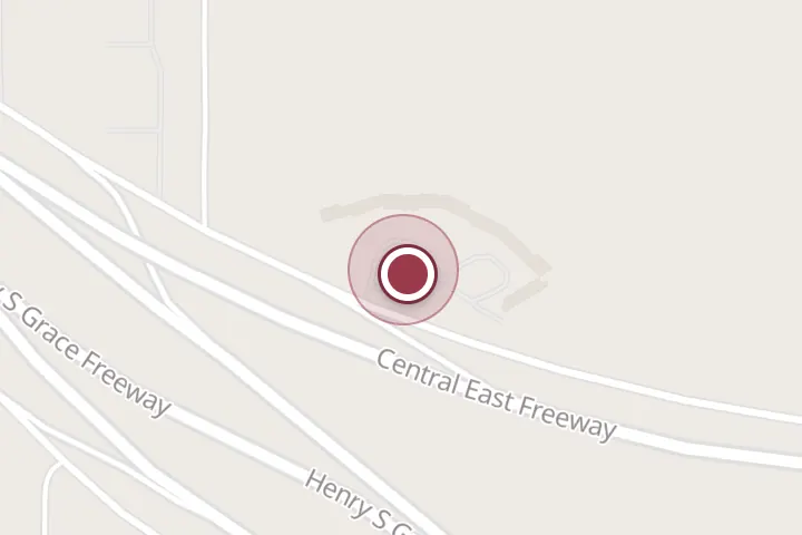 Street map around 600 Central E Fwy, Wichita Falls, with a pin at Wayfarer Motor Motel